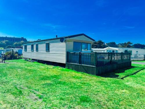 Lowestoft Chalet De Esquí | Beachside Caravan Retreat In Lowestoft Sleeps 6