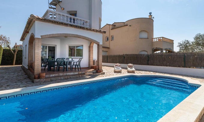 Sant Pere Pescador Casa | Casa con Piscina, A/A, Wifi, Barbacoa, a 200 m de la Playa