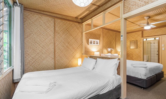 Suffolk Park Hotel | Beachside King & Queen Room