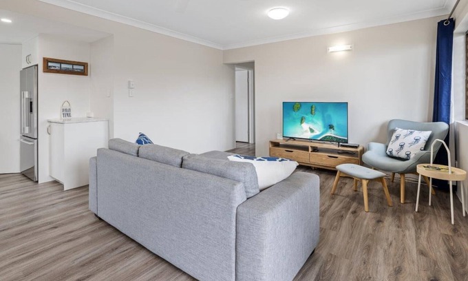 Woorim Apartamento | Beachside Unit in the Centre of Town