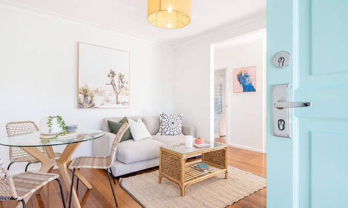 Parkdale Casa | Beachside Vibes 2 min stroll to Parkdale Beach