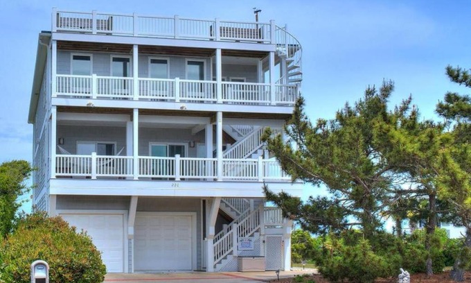 Caswell Beach Casa | Beachy Me