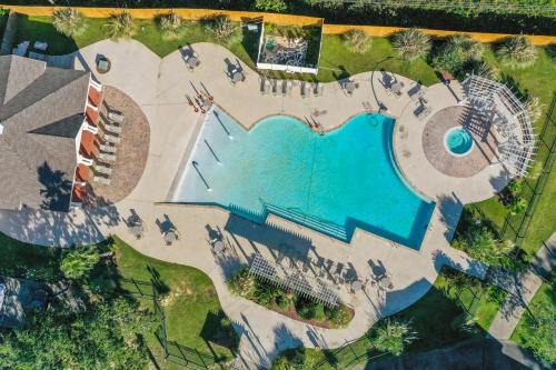 Gulfport Casa | Beachy Villa! Just Renovated, Pools, 2 Min to the Beach