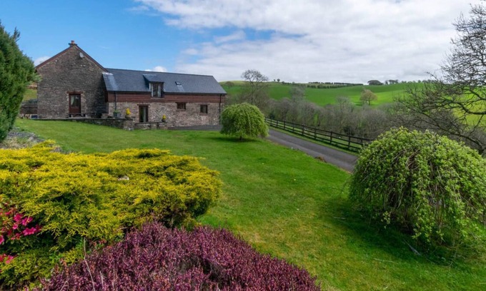 Brecon Casa | Beacons View Farm Group