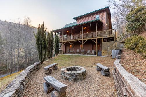 Sugar Grove Casa | Bear Creek