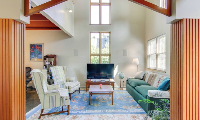 Bozeman Casa | Bear House - 3 Blocks to Downtown Main St Bozeman!