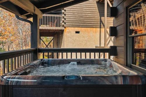 Sevierville Casa | Bear Mountain Hideaway by Avada Properties