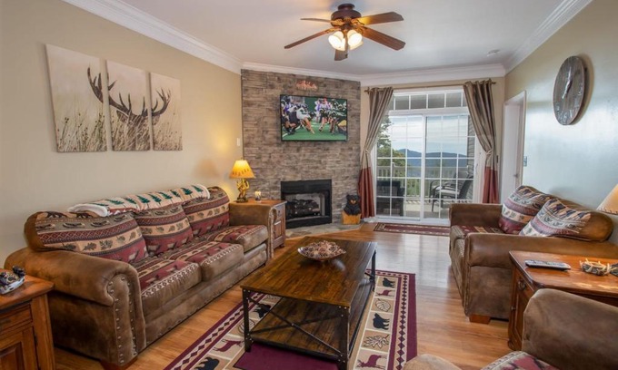 Southcrest Casa | Bear Necessities