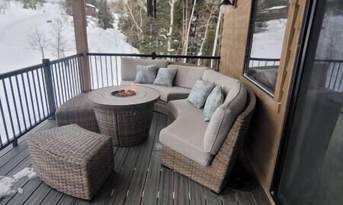 Tollgate Canyon Casa | Bear Necessities Above Park City, Bear Necessities Above Park City