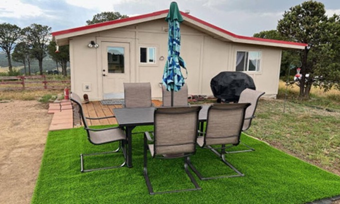 Gulnare Cabina | Bear's Den Cabin, Aguilar, CO Sleeps 4 - 2 bedrooms – 1 bathroom