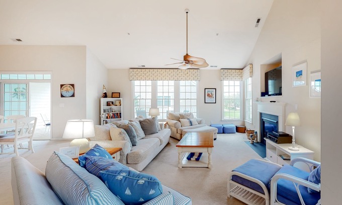Ocean View Condominio | Bear Trap Dunes 2nd floor condo w/ tennis court, pool, and golf on-site
