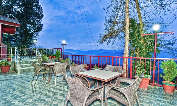 Dalhousie Hotel | Bear Valley Resort