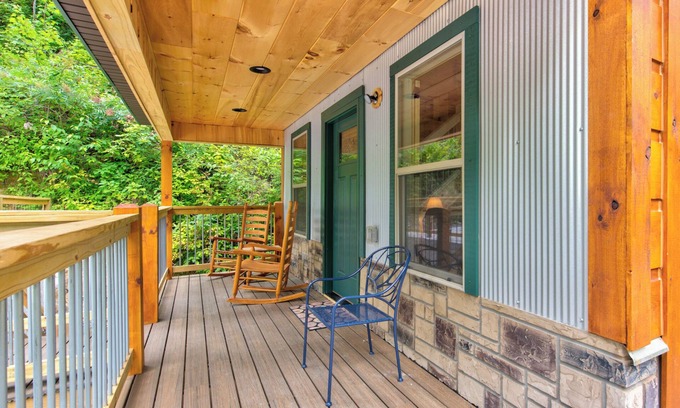 Chalet Village North Cabina | Bearly Hidden by Jackson Mountain Rentals