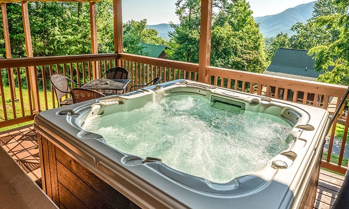 Wears Valley Cabina | Bearmont Lodge 4 Bedroom Cabin by RedAwning