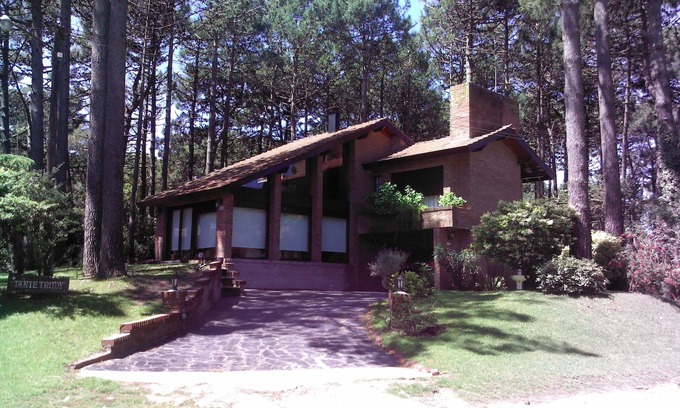 Pinamar Casa | Hermosa Casa de la familia cerca de la playa