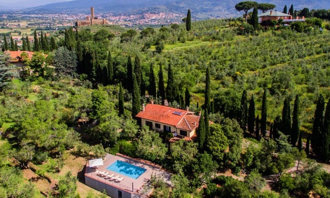 Montecchio Villa | Villa con 4 dormitorios, piscina privada y jardín. Excelente relación calidad-precio. Zona de castiglion