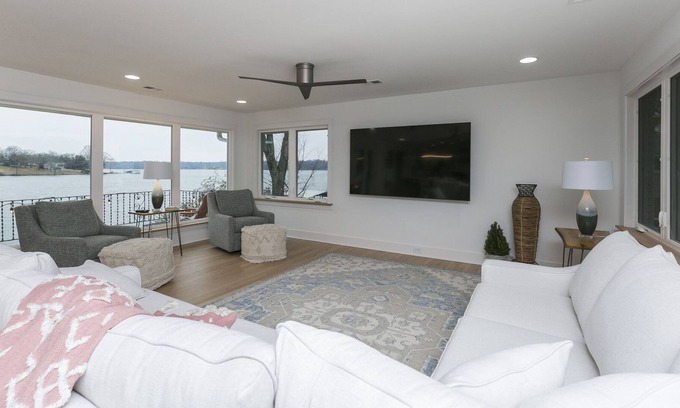 Mount Juliet Casa | Beatiful Sunsets on Old Hickory Lake