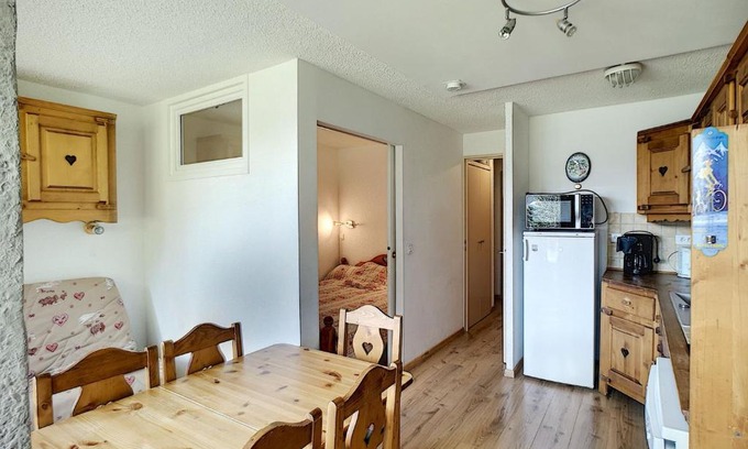 Reberty Apartamento | Beau 2P Cabine 6 Pers, 30m², Exposition Sud, Ski Aux Pieds, Parking Inclus - Les Menuires - FR-1-178-325