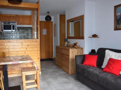 Pralognan-la-Vanoise Apartamento | Beau 2P lumineux proche pistes, balcon et lave-linge - FR-1-464-172
