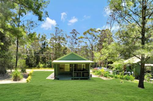Kangaroo Valley Casa | Beau Cabin One Bedroom Cabin on Golf Course