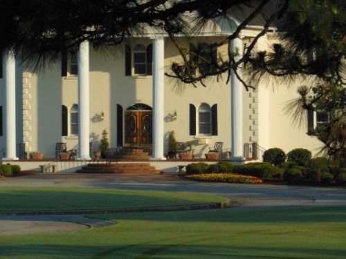 Myrtle Grove Complejo | Beau Rivage Golf and Resort