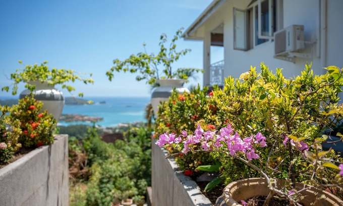Zig Zag Ward Apartamento | Beau Soleil Stunning Sea View