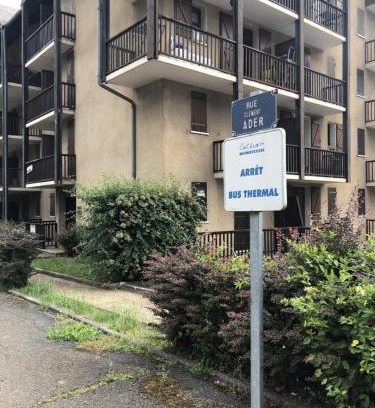 Bagneres-de-Luchon Apartamento | Beau studio plus, refait à neuf, tout confort, classé 3 étoiles par le comité départemantal du tourisme de la Haute Garonne