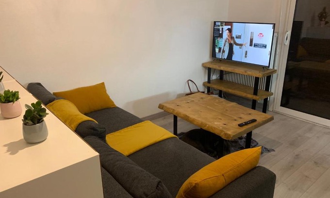 Le Busca Apartamento | Beau T1 fonctionnel canal du midi, parking