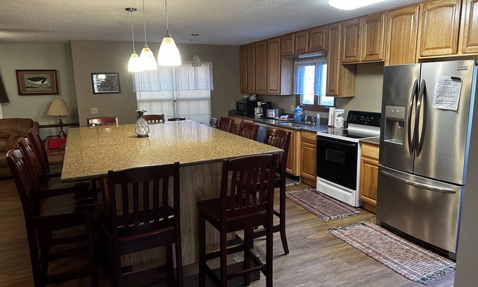 Beaufort Casa | Beaufort, SC 15 min. to Parris Island, SC Marine Graduation or a great get away!