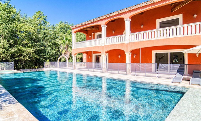 Meounes-les-Montrieux Casa | Casa de vacaciones privada con bañera de hidromasaje, piscina privada, WIFI, A/C, TV, terraza