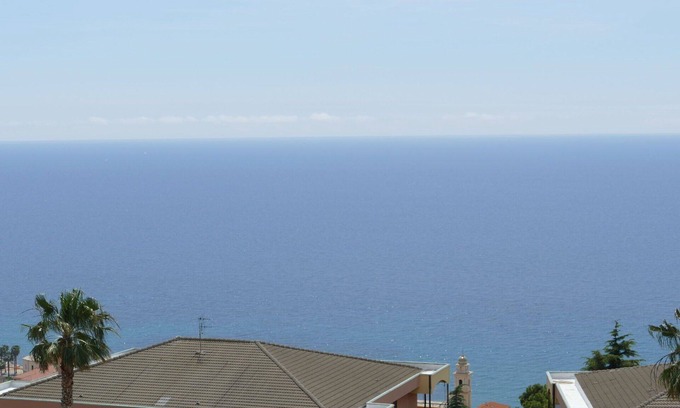 Santo Stefano al Mare Apartamento | Precioso apartamento para 4 personas con WIFI, balcón y aparcamiento