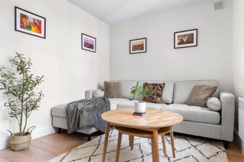 South Bermondsey Apartamento | Beautiful 1 bed close to amenities