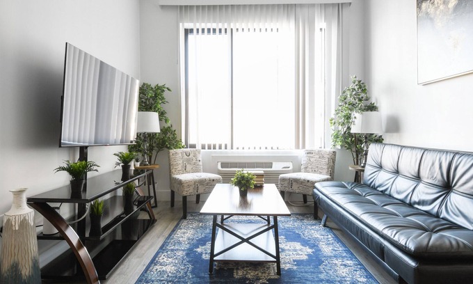 Elizabeth Apartamento | Beautiful 1BR Close to Airport 3559