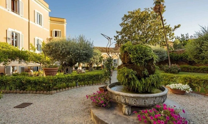 Ripa Apartamento | Beautiful 1BR Suite Close Palazzo Venezia at Rome