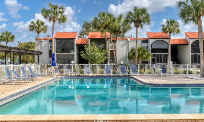 Southgate Condominio | Beautiful 2 Bdrm. near everything Siesta Key, Longboat, Dining, Shop, Entertain