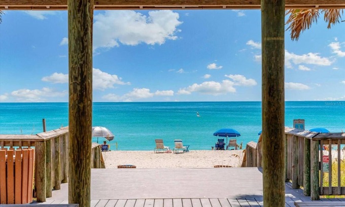 Englewood Condominio | Beautiful 2 bed 2 bath condo 5 minutes to Englewood Beach