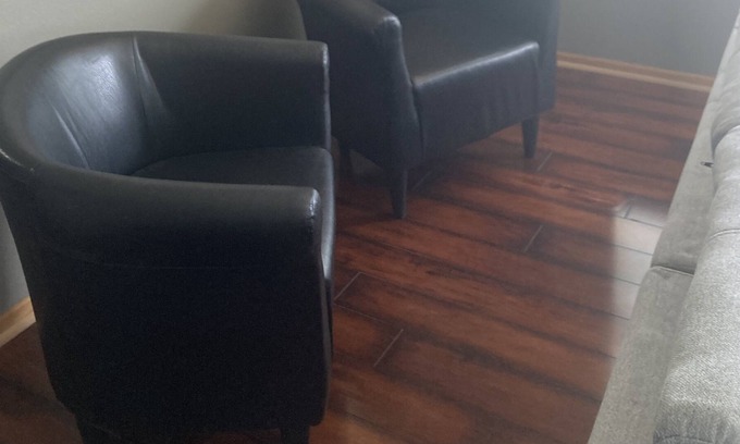 Omaha Casa | Beautiful 2 bed/2 bath Townhouse in West Omaha