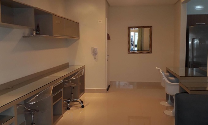Canto do Forte Apartamento | Belleza Apto de 2 dormitorios con 1 suite en la esquina del Fuerte