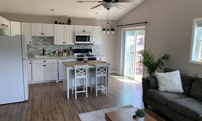 Mongaup Valley Apartamento | ¡Hermoso! Apartamento de 2 dormitorios recientemente renovado
