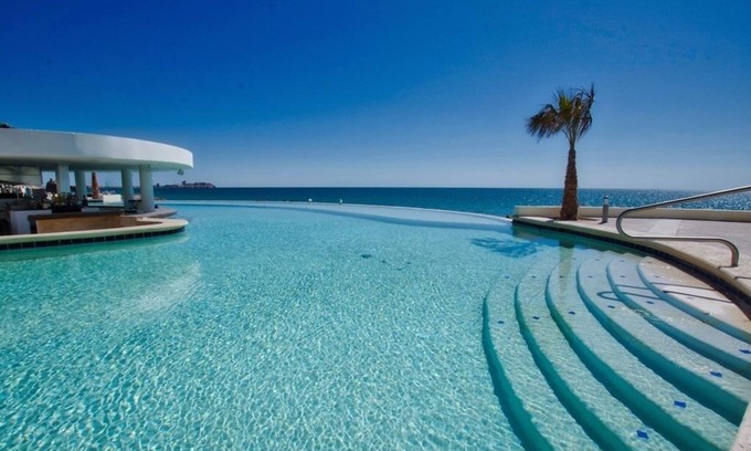 Puerto Peñasco Condominio | Beautiful 2 Bedroom Condo on the Sea of Cortez at Las Palmas Resort D-501 2 Condo by RedAwning