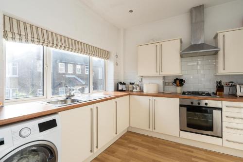 Roundhay Apartamento | Beautiful 2 Bedroom Flat on Street Lane