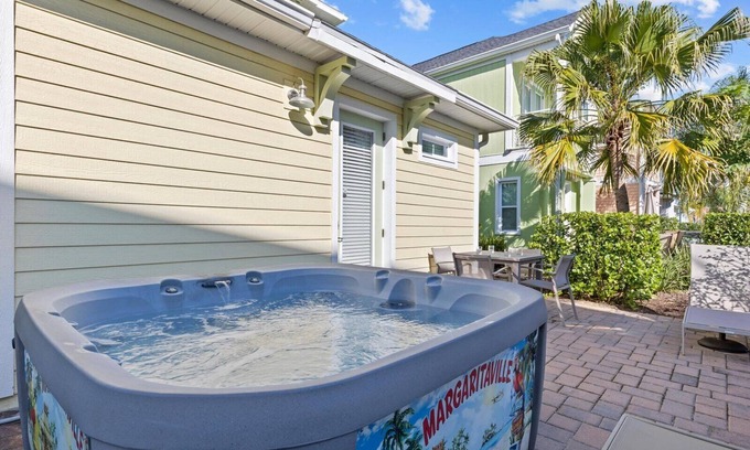 West Kissimmee Cabaña | Beautiful 2BD Cottage w/spa near Disney Theme Parks