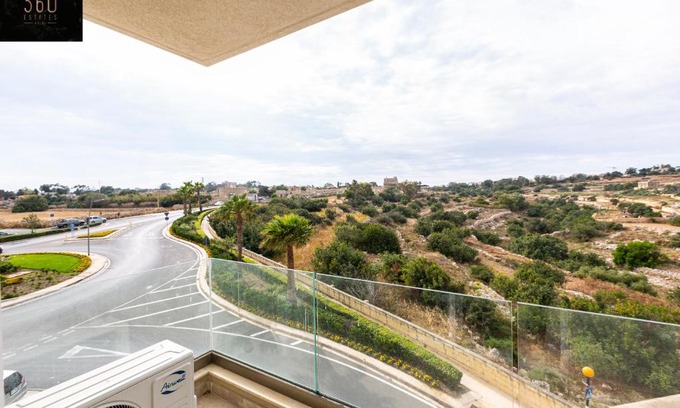 Marsaxlokk Apartamento | Beautiful 2BR APT with beautiful w/tranquil views by 360 Estates