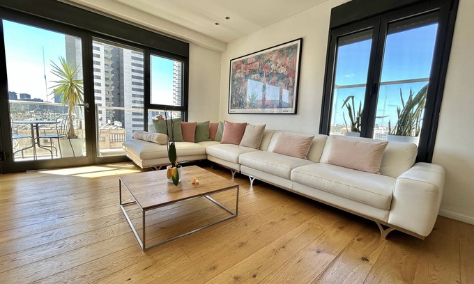 Ramat Gan Apartamento | Beautiful 2BR In Ramat Gan