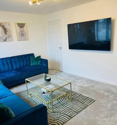 Grimsby Casa | Beautiful 3 Bed Detached House in Grimsby