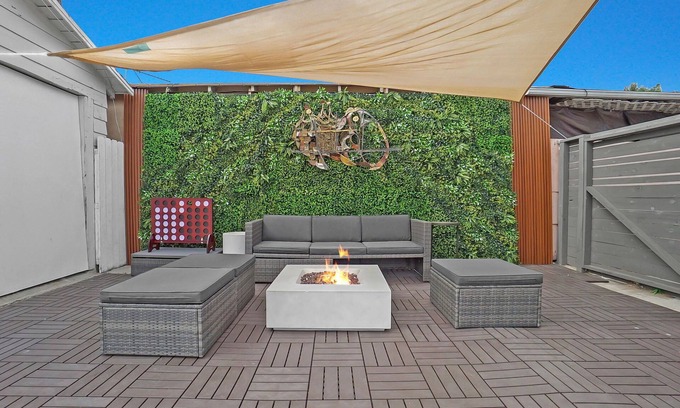 El Monte Casa | Beautiful 3 Bed Home Near LA & OC w/ Big Backyard