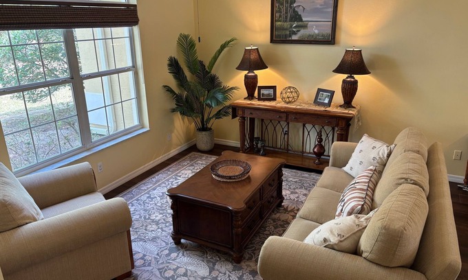 Dunnellon Casa | Beautiful 3-bed pool home located minutes from Rainbow River and WEC.