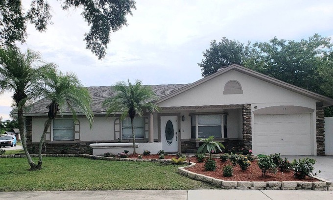 Azalea Park Casa | Beautiful 3 BR house in the heart of Orlando with a Private Pool Heated