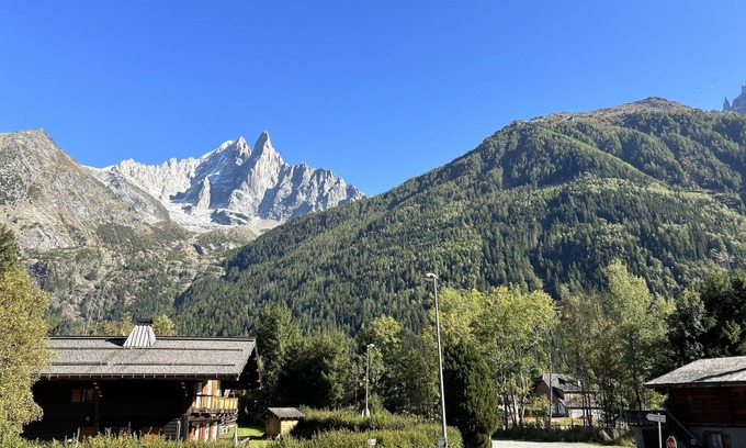 Les Praz-de-Chamonix Apartamento | BEAUTIFUL 3 BEDROOMS APARTMENT WITH STUNNING VIEWS