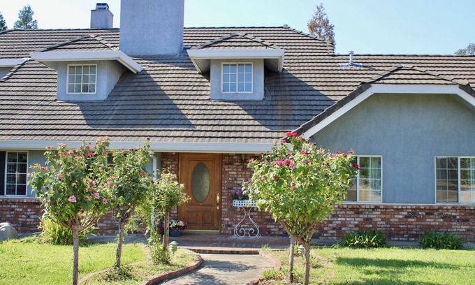Junction Casa | Beautiful 35-Acre Redding Vacation Rental!